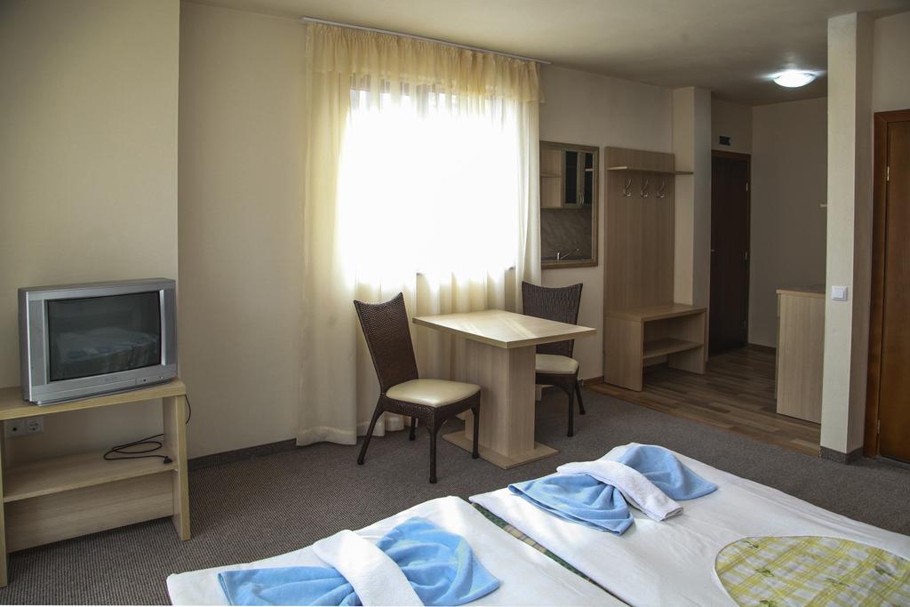 Ravda Bay Guest House Luaran gambar